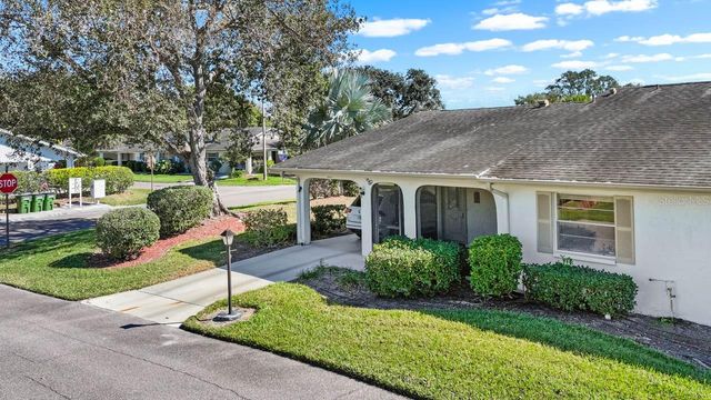 1602 HOVINGTON CIRCLE, Sun City Center, FL 33573