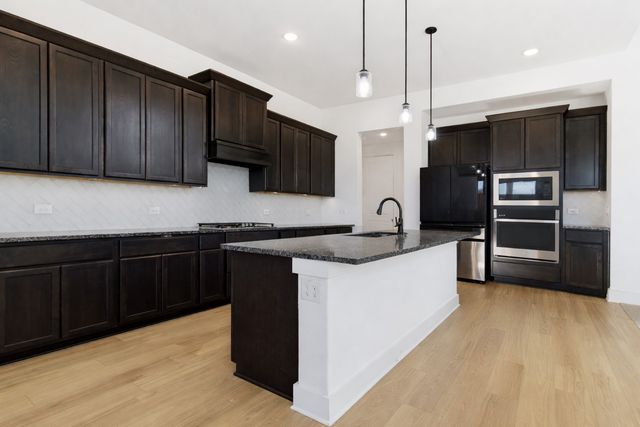 203 Lennon Drive, Hickory Creek, TX 75065