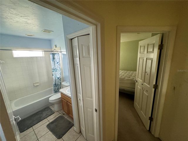 9590 SW 98TH AVENUE, Gainesville, FL 32608