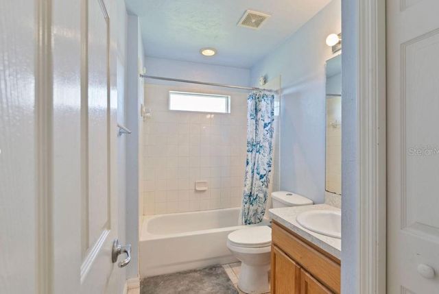 9590 SW 98TH AVENUE, Gainesville, FL 32608