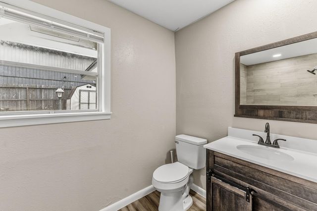 1409 20th Street, Huntsville, TX 77340