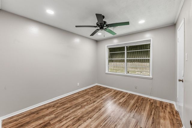 1409 20th Street, Huntsville, TX 77340