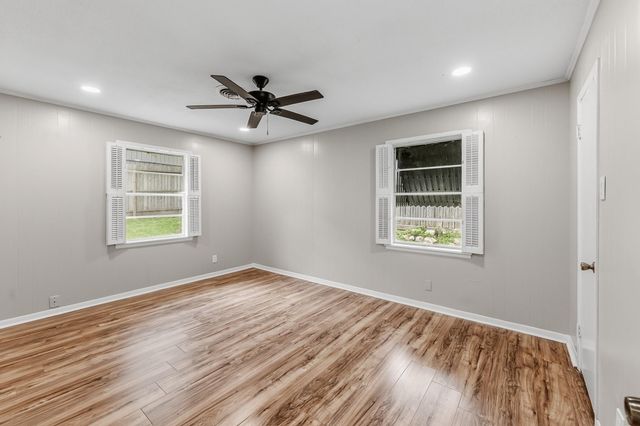 1409 20th Street, Huntsville, TX 77340