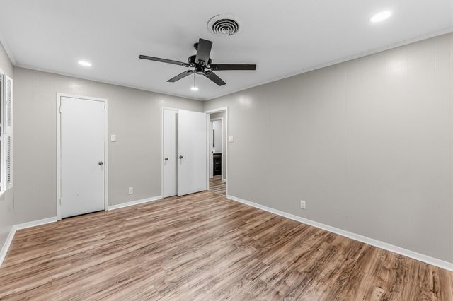 1409 20th Street, Huntsville, TX 77340