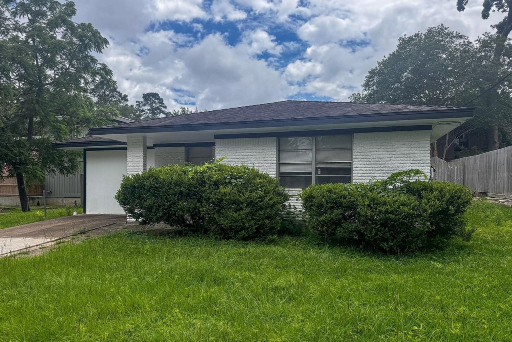 1409 20th Street, Huntsville, TX 77340