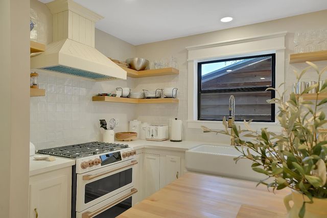 80 Greenstone Ter, Sutter Creek, CA 95685