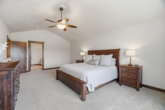W5866 SWEET WILLIAM DRIVE, Appleton, WI 54915