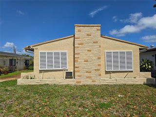 1723 Thomas St 3, Hollywood, FL 33020