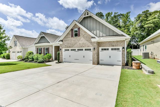 14 Guernsey Way, Fountain Inn, SC 29644