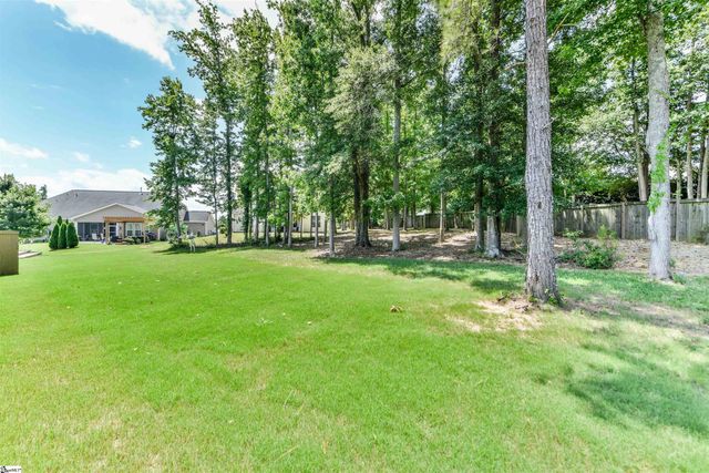 14 Guernsey Way, Fountain Inn, SC 29644