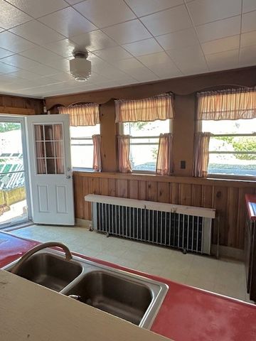 741 Waddell Ave, Clairton, PA 15025