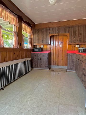 741 Waddell Ave, Clairton, PA 15025