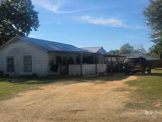 313 Cloverdale Road, Atmore, AL 36502