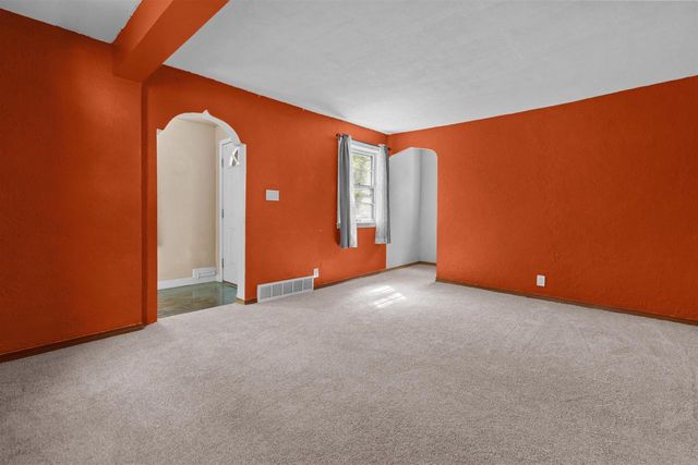 1516 W LAWRENCE STREET, Appleton, WI 54914