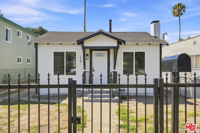 214 E 76th Place, Los Angeles, CA 90003