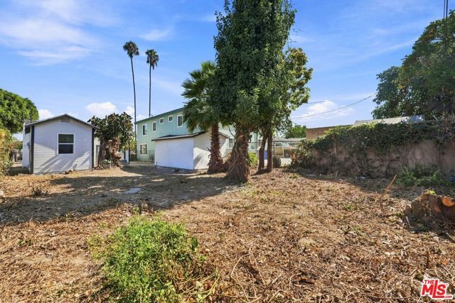 214 E 76th Place, Los Angeles, CA 90003