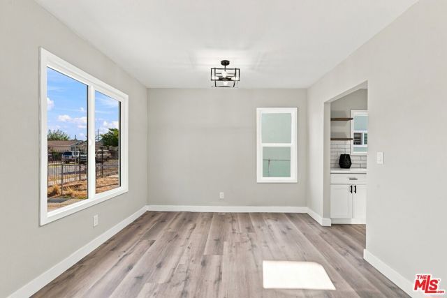 214 E 76th Place, Los Angeles, CA 90003