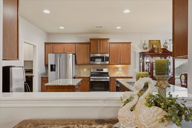 2013 Austin Dr, Spring Hill, TN 37174
