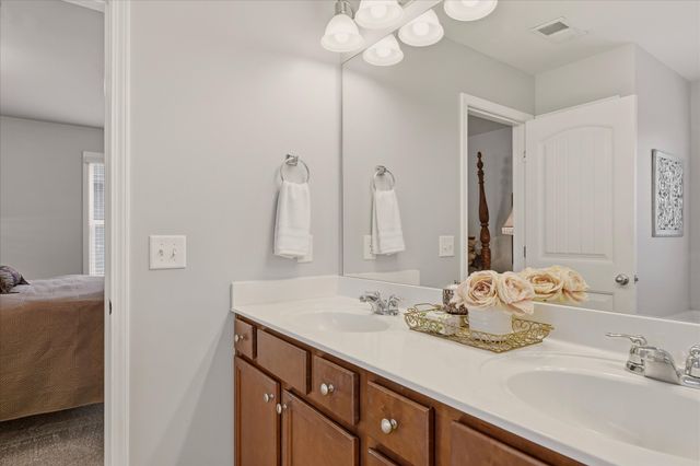 2013 Austin Dr, Spring Hill, TN 37174