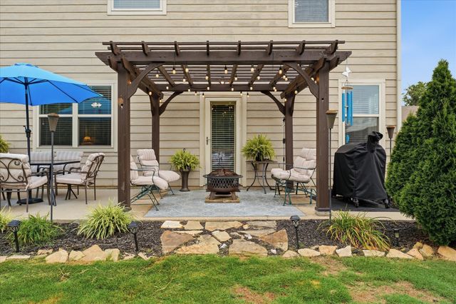 2013 Austin Dr, Spring Hill, TN 37174