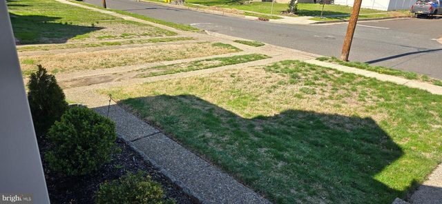 5122 GARFIELD AVE, Pennsauken, NJ 08109