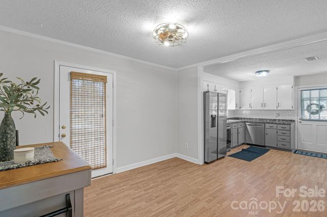 708 E John Street, Matthews, NC 28105