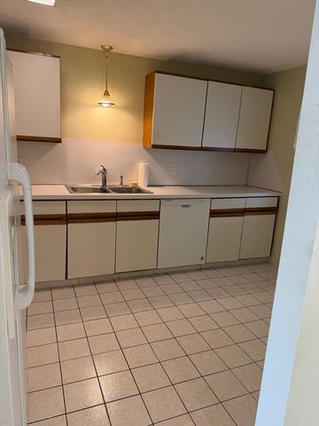 320 Newbury Street 103, Danvers, MA 01923
