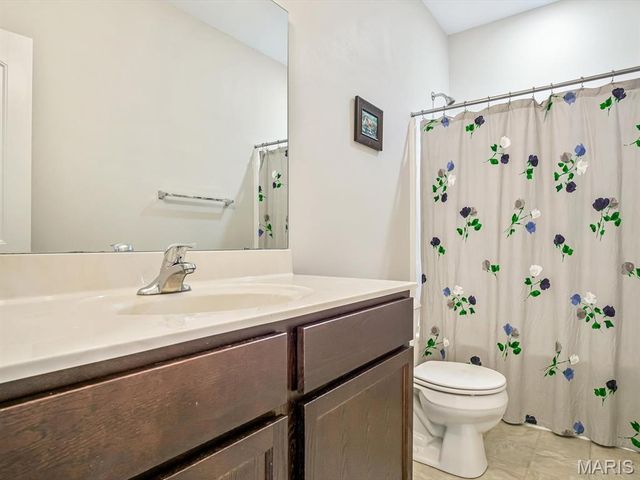 813 Hawkridge Run, Shiloh, IL 62221