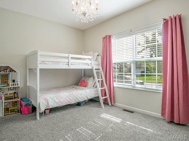 813 Hawkridge Run, Shiloh, IL 62221