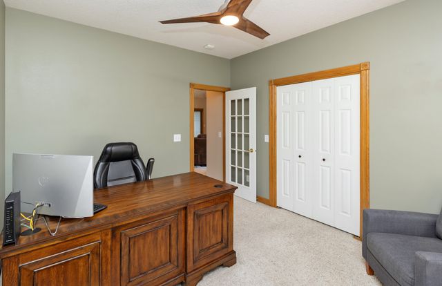 1018 Falcon Drive SE, Altoona, IA 50009