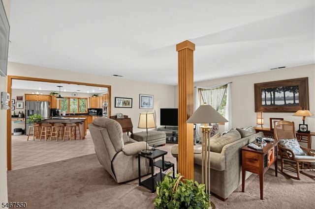 749 Amwell Rd, Hillsborough Twp., NJ 08844