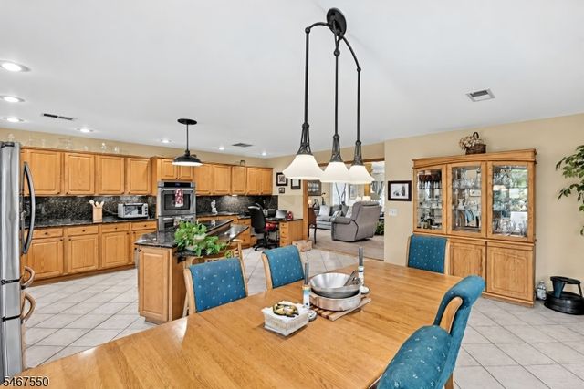 749 Amwell Rd, Hillsborough Twp., NJ 08844
