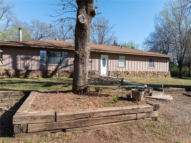 177 Blue Bird Hill Lane, Booneville, AR 72927