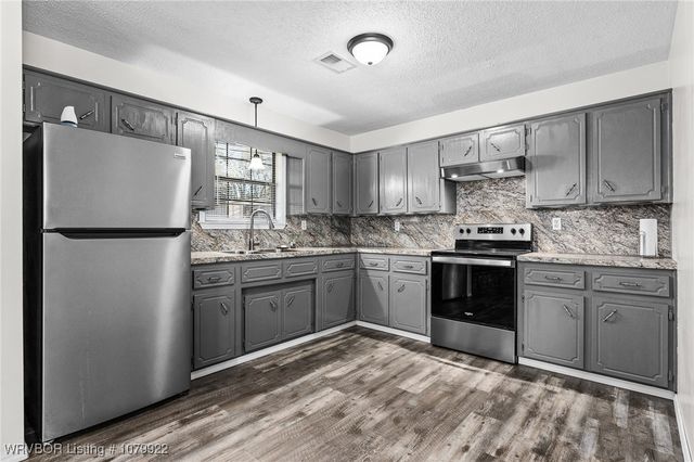 177 Blue Bird Hill Lane, Booneville, AR 72927