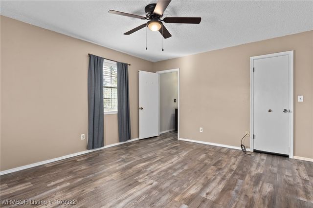 177 Blue Bird Hill Lane, Booneville, AR 72927