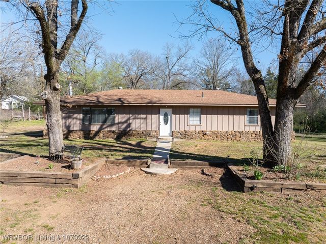 177 Blue Bird Hill Lane, Booneville, AR 72927