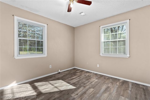 177 Blue Bird Hill Lane, Booneville, AR 72927