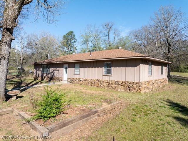 177 Blue Bird Hill Lane, Booneville, AR 72927