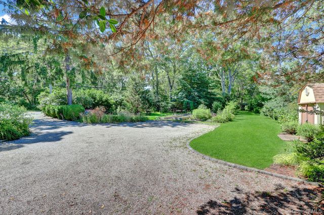 201 Miller Place Road, Miller Place, NY 11764