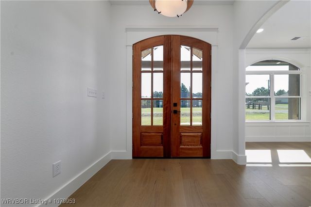 108962 Hummingbird Lane, Roland, OK 74954