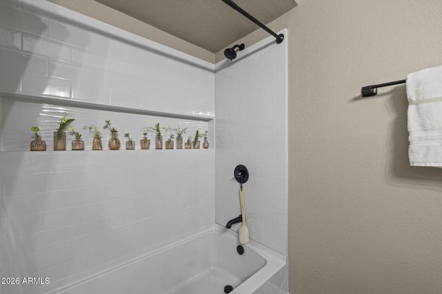 10202 W EDGEWOOD Drive, Sun City, AZ 85351
