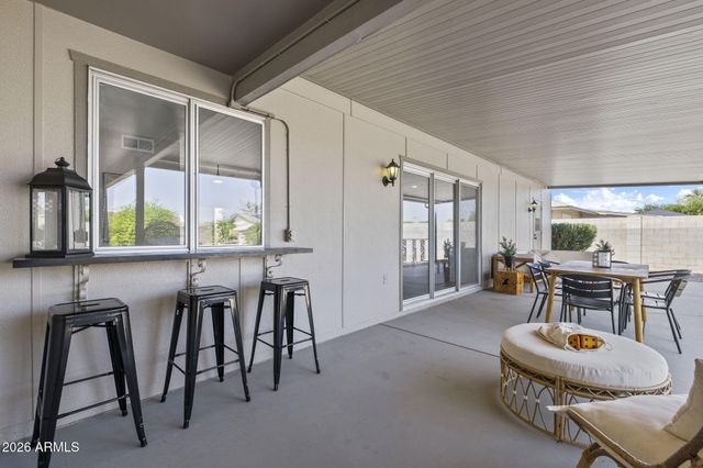 10202 W EDGEWOOD Drive, Sun City, AZ 85351