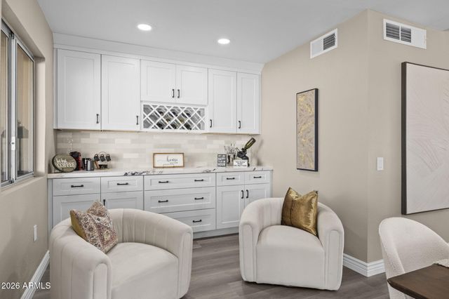 10202 W EDGEWOOD Drive, Sun City, AZ 85351