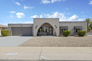 10202 W EDGEWOOD Drive, Sun City, AZ 85351