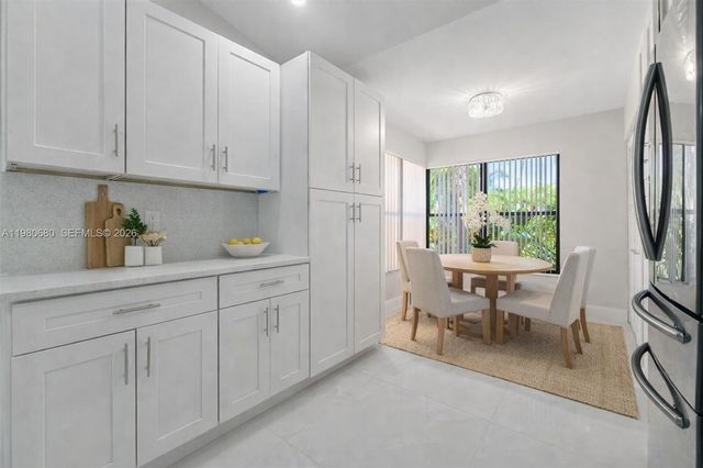 22665 Meridiana Dr, Boca Raton, FL 33433