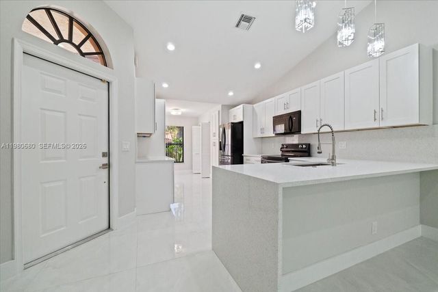 22665 Meridiana Dr, Boca Raton, FL 33433