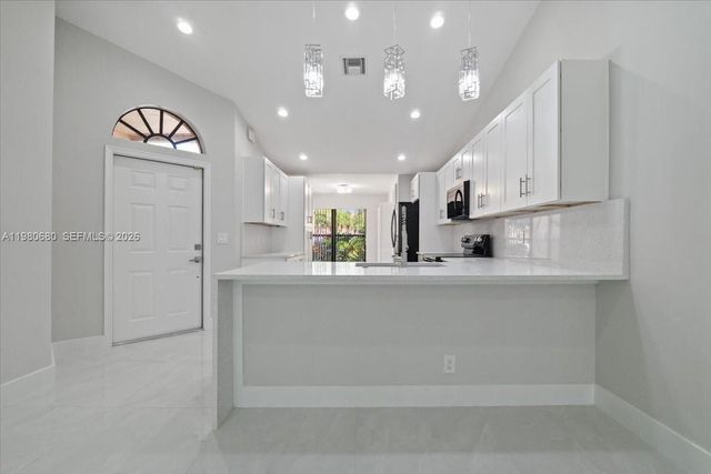 22665 Meridiana Dr, Boca Raton, FL 33433