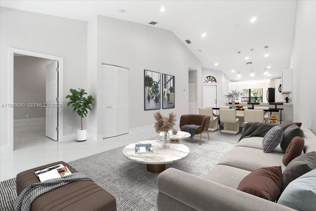 22665 Meridiana Dr, Boca Raton, FL 33433