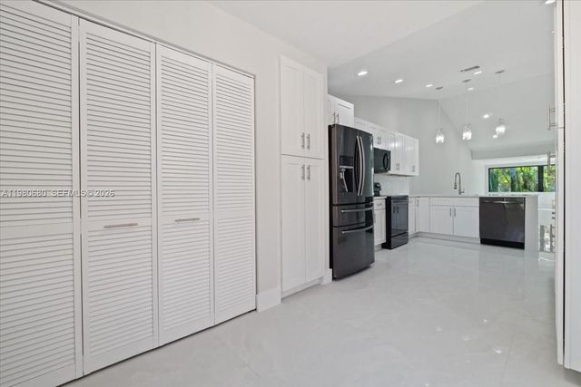 22665 Meridiana Dr, Boca Raton, FL 33433