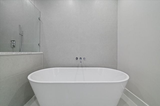 22665 Meridiana Dr, Boca Raton, FL 33433